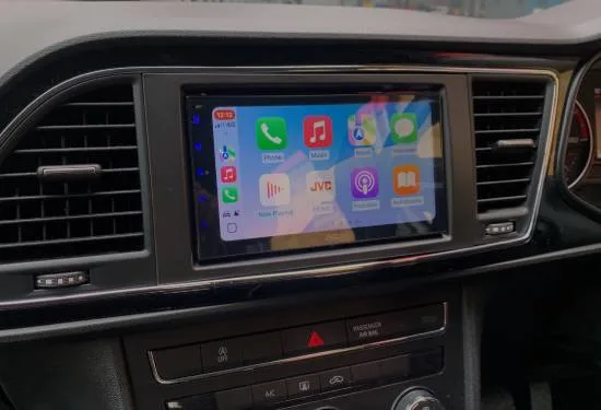 Seat Leon 2015  JVC KW-M695DBW Installed