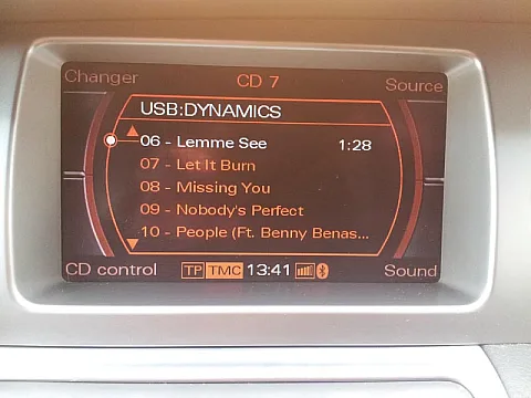 Audi Q7 - Dension 500S BT Bluetooth, iPod/iPhone, Aux and USB Solution