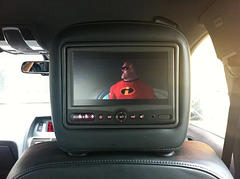 AUDI Q7 2007  Rosen Headrest