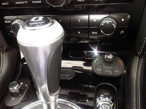 Bentley 2005 - Parrot Mki9200 Hands Free Kit