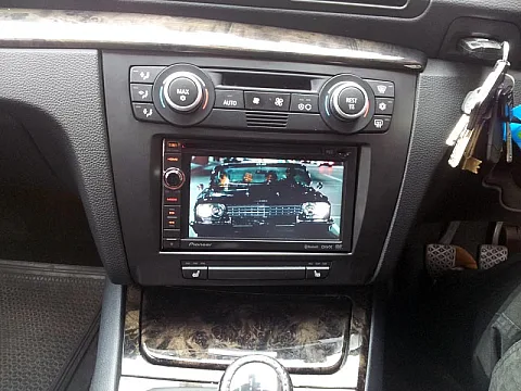 BMW 1 Series - Pioneer AVIC-F930BT Sat Nav System
