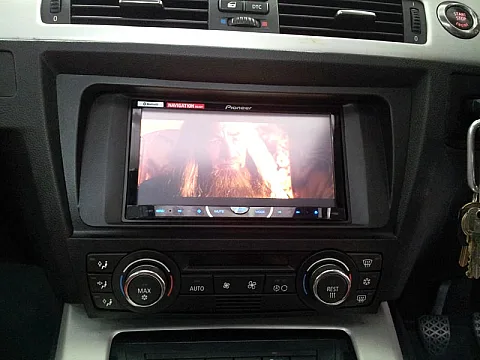 BMW E92 3 Series, Pioneer AVH-4400BT Double Din headunit install