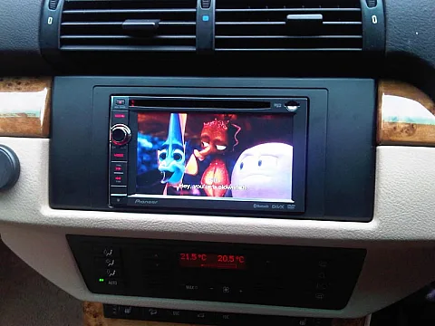 BMW X5 (2003) - Pioneer AVIC-F940BT Double Din Navigation