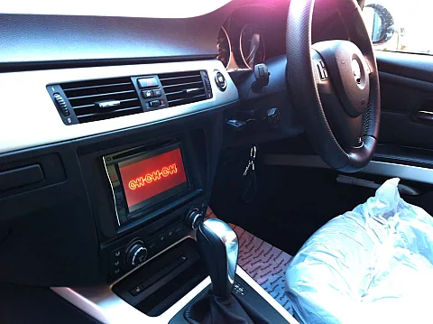 BMW 3 Series (E92) - Pioneer AVIC-F920BT