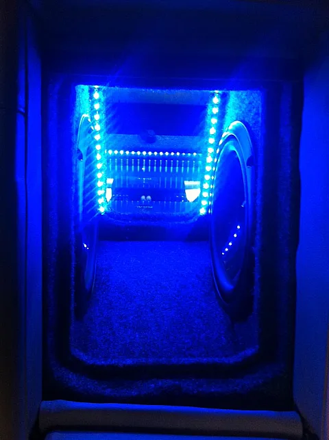 BMW 3 Series (E46) - Boot build with Focal Amps and Pioneer Subwoofers