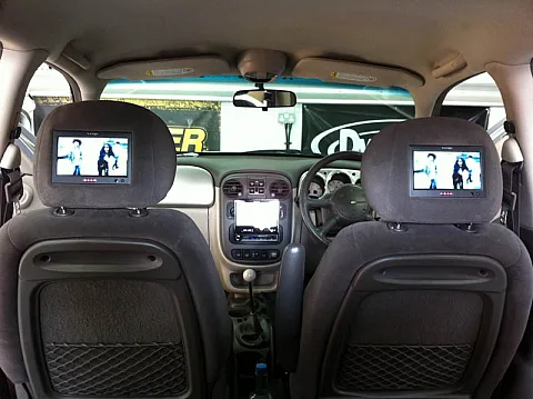 Chrysler PT Cruiser - Pioneer Screen & Veba Headrest Screens