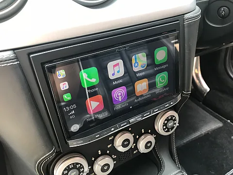 Pioneer AVIC-F88DAB / Ferrari Scaglietti