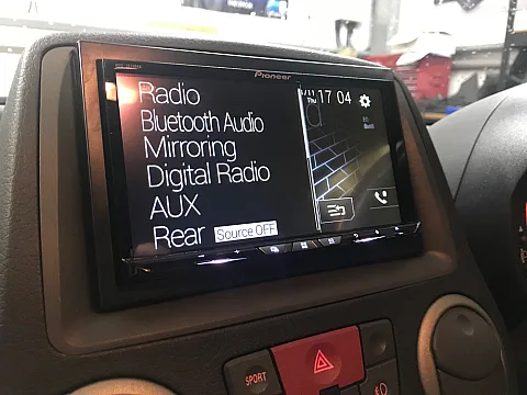 Fiat Panda 2009 / Pioneer AVIC-Z820DAB