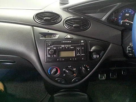 Ford Focus MK1 - Double Din Conversion with Pioneer AVIC-F930BT