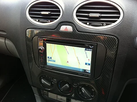 Ford Focus ST 2010 - Pioneer AVIC-F930BT Double Din Unit