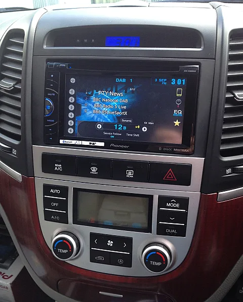 Hyundai Santafe 2006 / Pioneer AVH-X3600DAB Install