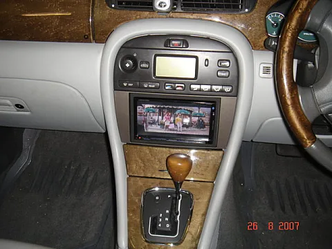JAGUAR X TYPE 52 - Kenwood DNX-8220BT