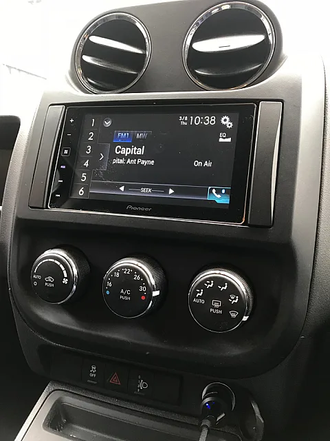 Jeep Compass 2007 / Pioneer SPH-DA120