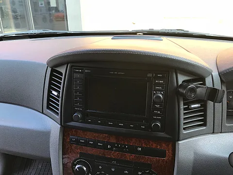 Jeep Grand Cherokee - 2007 / Pioneer SPH-DA230DAB