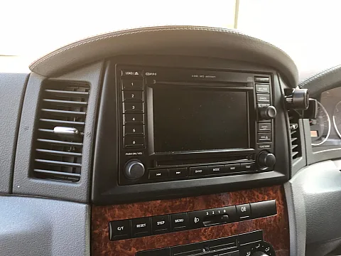Jeep Grand Cherokee - 2007 / Pioneer SPH-DA230DAB