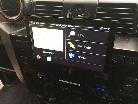 Pioneer AVH- X7500BT / Camera install in Land Rover Defender
