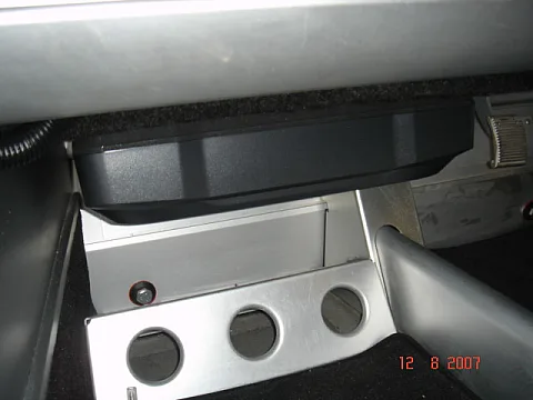 LOTUS ELISE 56 - Pioneer Bass Unit Under Dash