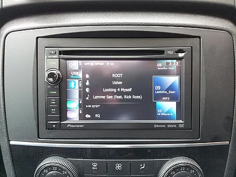 Mercedes R Class 2008 - Pioneer AVIC-F940BT Navigation/DVD unit.