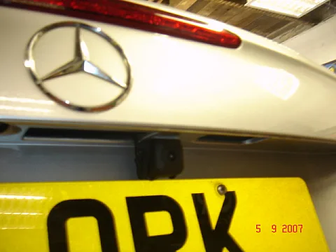 MERCEDES CLK 04 - REVERSE CAMERA