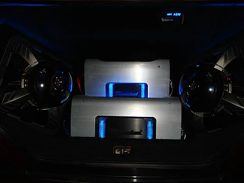 1996 Nissan Skyline - Custom Install