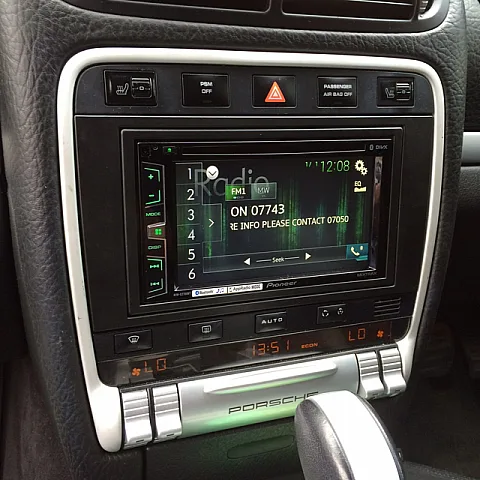 Porsche Cayenne / Pioneer AVH-X2700BT !!