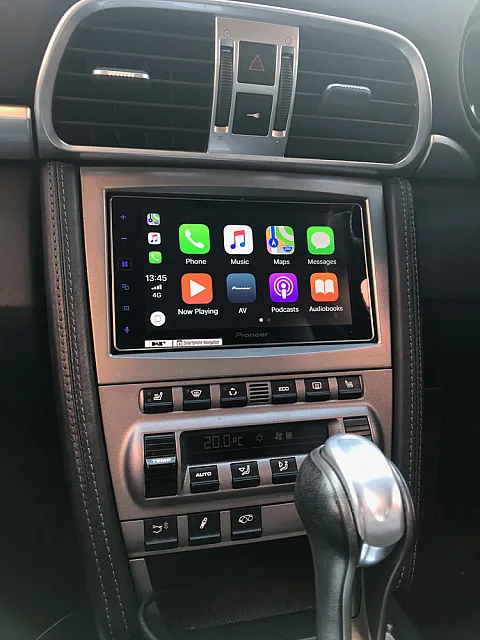 Pioneer SPH-DA130 Car Play unit into Porsche 997 - 2006