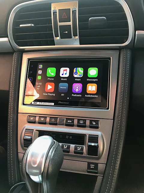 Pioneer SPH-DA130 Car Play unit into Porsche 997 - 2006