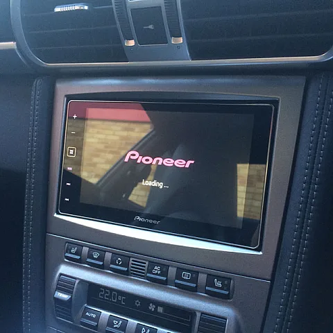 Porsche 997 - Pioneer SPH-DA120