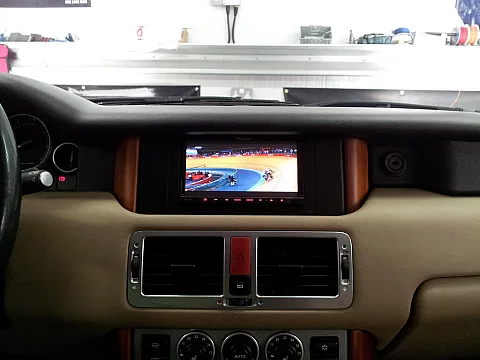 Range Rover Vogue 2004 - Double Din Conversion for Pioneer AVIC-F930BT