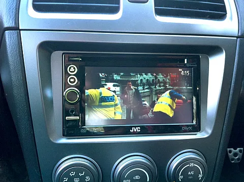 Subaru Impreza 2005 - JVC KW-NT30 Navigation System