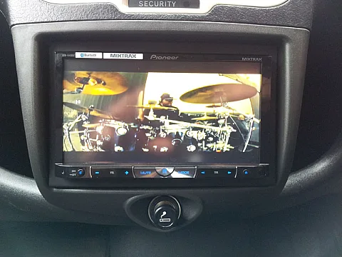 Pioneer AVH-8400BT Double Din Stereo install in Toyota Yaris 2005