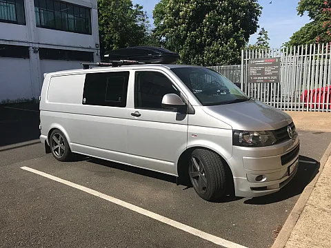 VW Transporter 2009 Alpine ILX-F903D Install