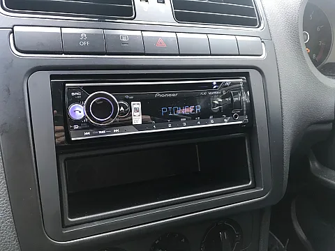 VW Polo 2009 Pioneer DEH-S520BT Install