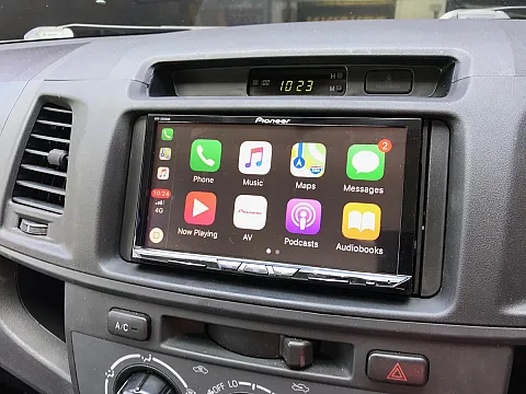 Toyota Hilux 2015 – Pioneer AVIC-Z820DAB Install