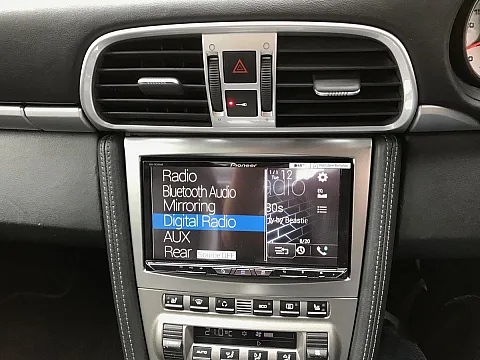 Porsche Boxster 2007 – Pioneer AVH-Z9200DAB Install