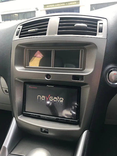 Lexus IS250-2006 Reg Pioneer AVIC-Z810DAB Upgrade