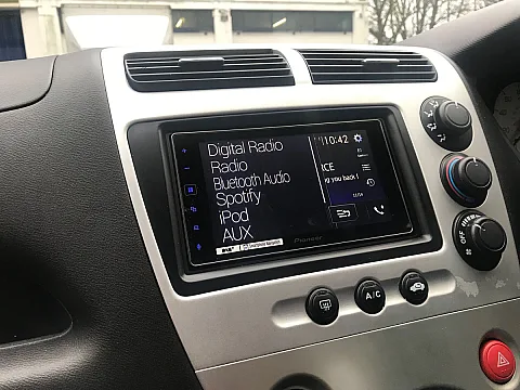 Honda Civic 2005 / Pioneer SPH-DA130DAB Install