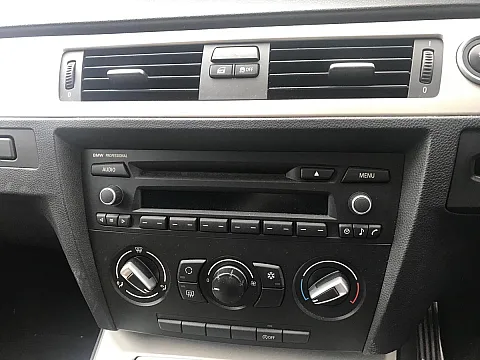 BMW 3 Series 2011 Factory Headunit