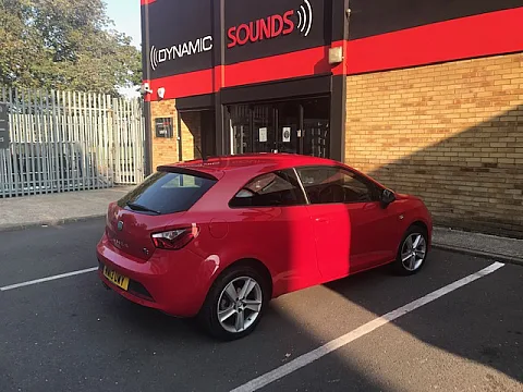 Seat Ibiza 2014 XAV-AX3005DB Installed