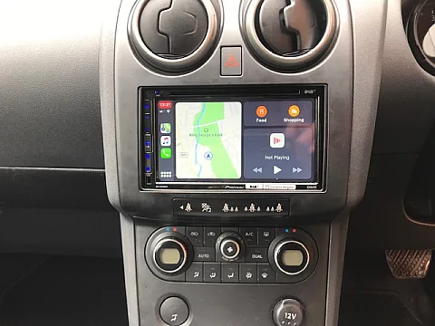 Nissan Qashqai Pioneer AVH-Z5200DAB Installed