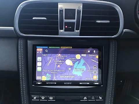 Porsche Cab 997 2009 Sony XAV-AX5550D Installed