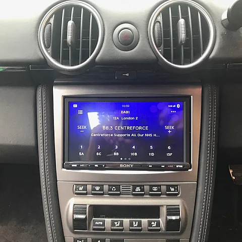 Porsche Cayman S 2009 Sony XAV-AX3005DB Installed