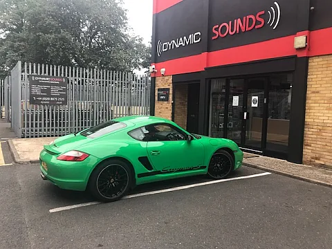 Porsche Cayman S 2009 Sony XAV-AX3005DB Installed