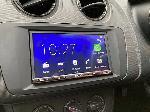 Seat Ibiza 2013 Sony XAV-3005DB CarPlay stereo installed