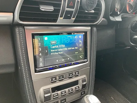 Porsche 997 2006 Pioneer SPH-DA230 installed