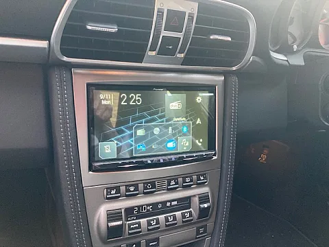 Porsche 997 2008 Fitted with Pioneer AVIC-Z930DAB CarPlay Unit