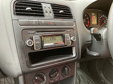 VW Polo 2011 Factory Radio
