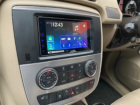 Mercedes R Class fitted with Pioneer SPH-DA130DAB