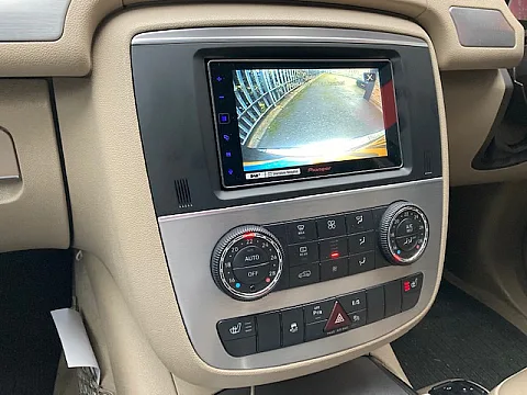 Mercedes R Class fitted with Pioneer SPH-DA130DAB