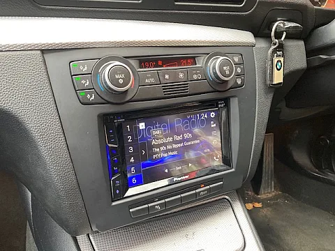 BMW 1-Series 2008 fitted with Pioneer AVH-A3100DAB